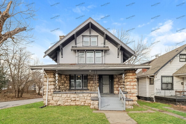 property at 3544 College Ave