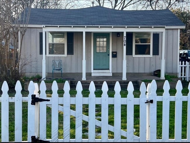 property at 704 Jefferson St