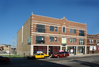 4346 N Pulaski Rd in Chicago, IL - Foto de edificio - Building Photo