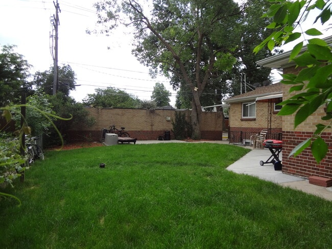 property at 1920 S Columbine St