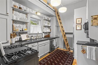 42 Lake St in Leroy, NY - Building Photo - Building Photo