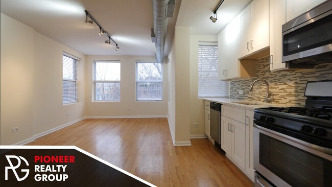 2519 W Leland Ave, Unit C-1