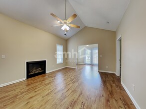 104 Cameron Way Cir in Winston-Salem, NC - Building Photo - Building Photo