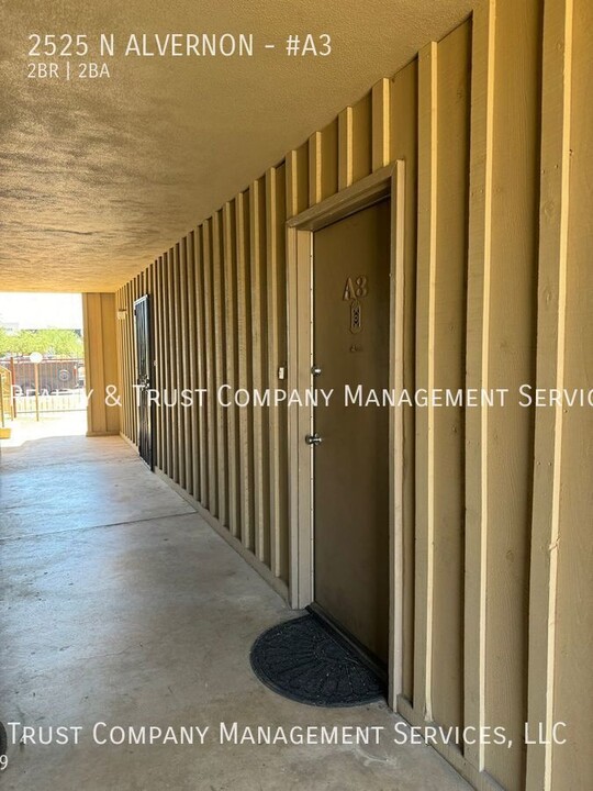 2525 N Alvernon Way in Tucson, AZ - Building Photo