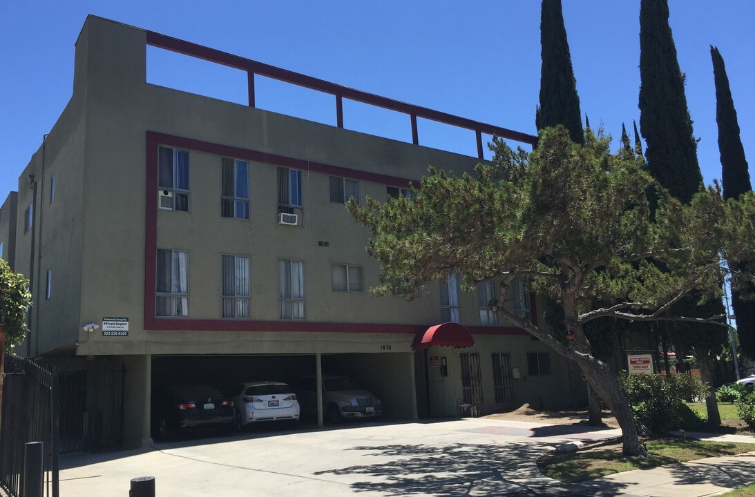 Buckingham Arms in Los Angeles, CA - Building Photo