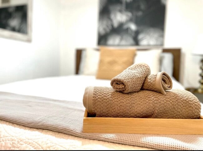 2575 S Himes Ave, Unit A Downstairs in Tampa, FL - Building Photo - Building Photo