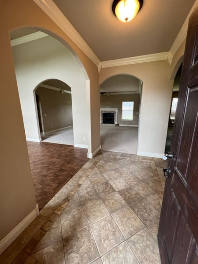 4820 W Soapstone Dr in Fayetteville, AR - Building Photo - Building Photo