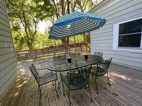 3 St Johns St in Shelter Island Heights, NY - Building Photo - Building Photo