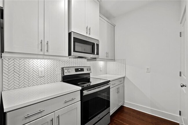 6417 Shalks Xing Dr in Lithonia, GA - Building Photo - Building Photo