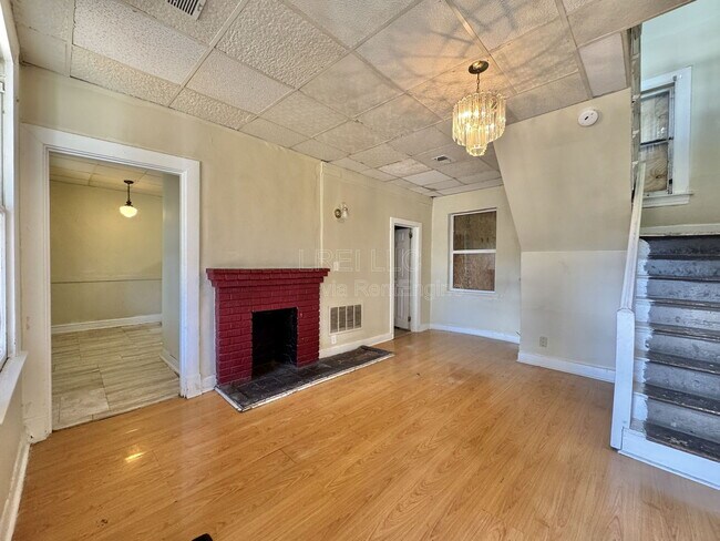 2723 Elliott Ave in Louisville, KY - Building Photo - Building Photo