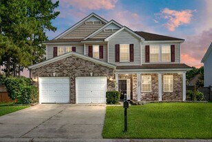 334 Albrighton Way in Moncks Corner, SC - Building Photo