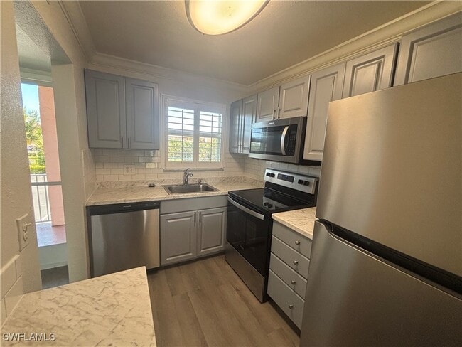 property at 225 Turtle Lake Ct
