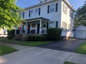 56 E 5th St in Oswego, NY - Building Photo