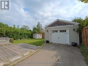 1306 Ludbrook Ct in Mississauga, ON - Building Photo - Building Photo