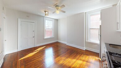 542 Chapel St in New Haven, CT - Building Photo - Building Photo