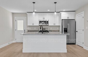 36 Alden Ln in Rossville, GA - Foto de edificio - Building Photo