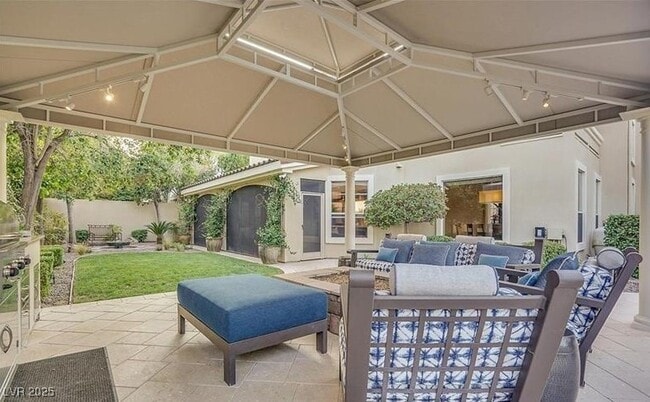 property at 1916 Redbird Crest Ln