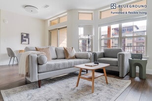 1501 W Howard Ln in Austin, TX - Building Photo