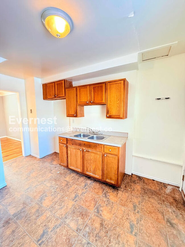 17143 Ontario St in Detroit, MI - Building Photo - Building Photo