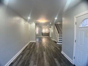 6716 Cobbs Creek Pkwy in Philadelphia, PA - Building Photo - Building Photo