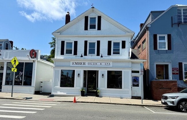 68 Court St in Plymouth, MA - Building Photo - Building Photo
