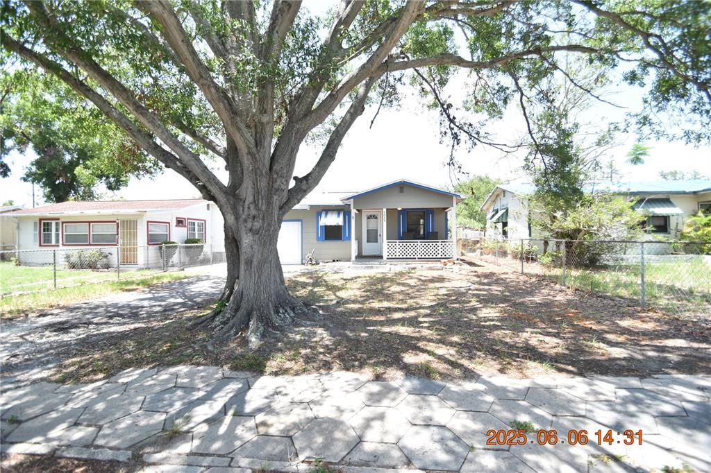 5025 4th Ave N in St. Petersburg, FL - Building Photo