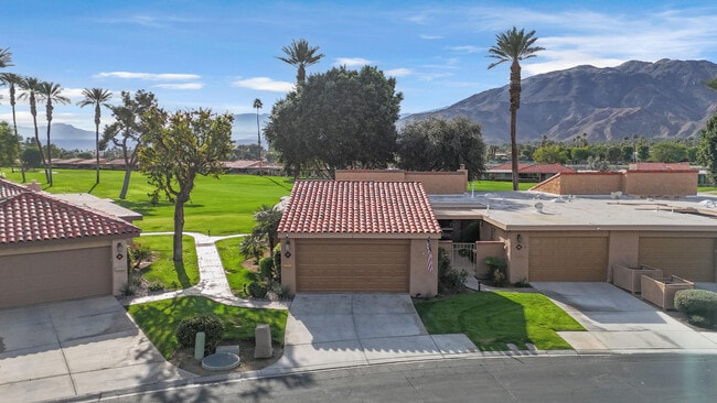 17 Lugo Dr in Rancho Mirage, CA - Building Photo - Building Photo