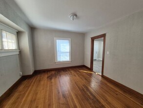 412 Knecht Dr in Dayton, OH - Building Photo - Building Photo