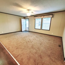 9625 Cape Cod Dr in Fair Haven, MI - Foto de edificio - Building Photo