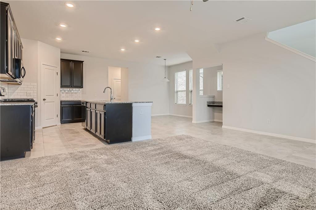 5711 Pleasanton Pkwy in Pflugerville, TX - Building Photo