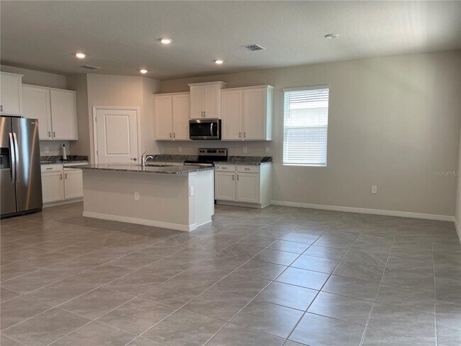 18027 Pastureland Ave in Bradenton, FL - Building Photo - Building Photo