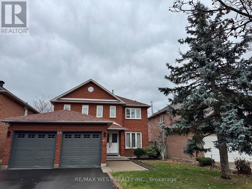 20 KEVI Crescent in Richmond Hill, ON - Building Photo