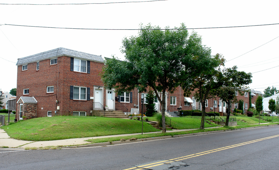 1602-1604 Liberty St in Trenton, NJ - Building Photo