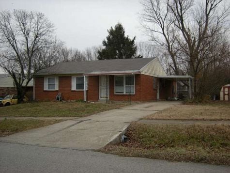 5303 Windy Willow Dr in Louisville, KY - Building Photo