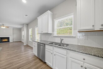 33 North St in Canton, GA - Building Photo - Building Photo
