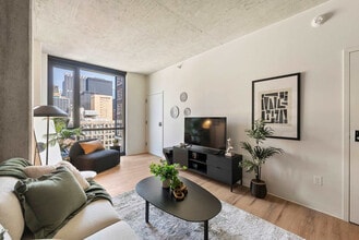633 S LaSalle St in Chicago, IL - Building Photo - Building Photo