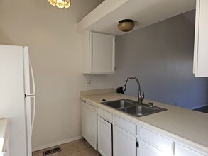 4204 S Richfield Way in Aurora, CO - Building Photo - Building Photo