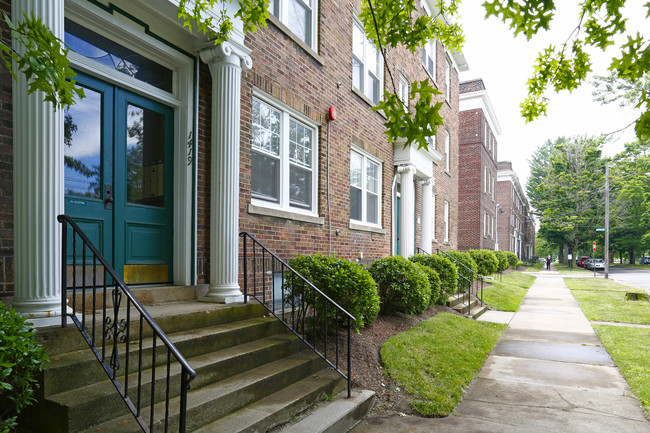 Landmark Square Apartments