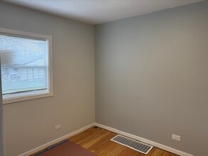 106 N Wabash Ave in Glenwood, IL - Building Photo - Building Photo