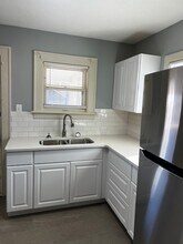 1208 SW Woodward Ave in Topeka, KS - Building Photo - Building Photo