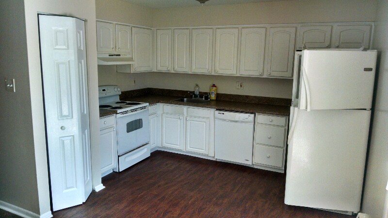 2405 Walnut Ridge Dr in Pottstown, PA - Building Photo