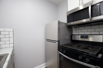 4241 N Kenmore Ave in Chicago, IL - Building Photo - Building Photo
