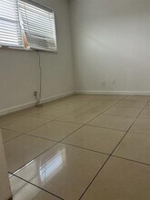 1106 S L St in Lake Worth Beach, FL - Foto de edificio - Building Photo