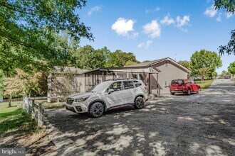 38426 Laurel Ridge Ct in Mechanicsville, MD - Building Photo - Building Photo