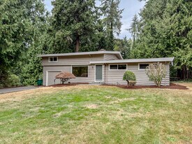 5414 Firwood Dr in Lynnwood, WA - Building Photo