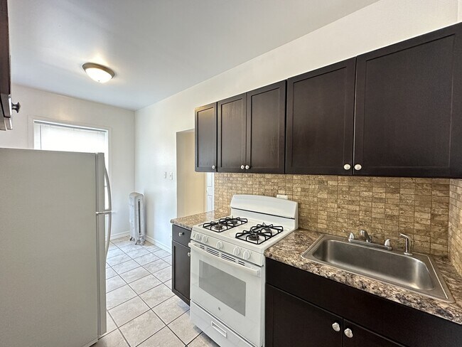 6343 N Magnolia Ave in Chicago, IL - Building Photo - Building Photo