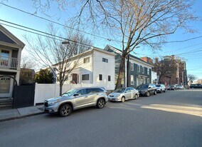 61 6th St in Cambridge, MA - Building Photo