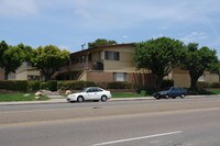 4526 Clairemont Dr Apartamentos