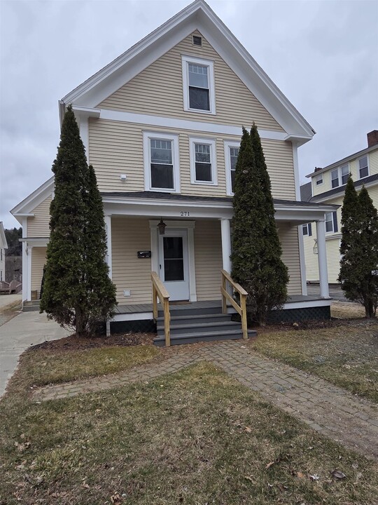 271 Main St in Littleton, NH - Building Photo