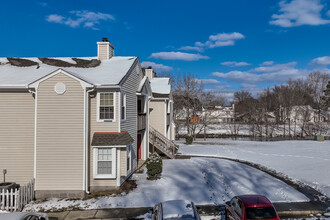 Heather Point Condominiums in Chesapeake, VA - Building Photo - Building Photo